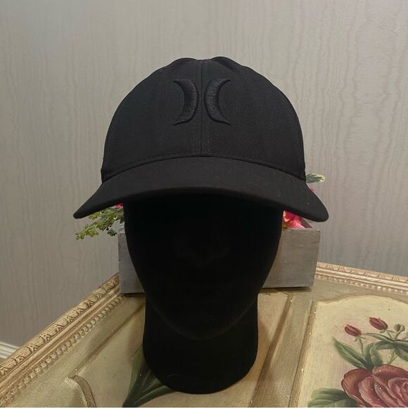 Hurley Flexfit Black Fitted Cap Hat Surfer Skater Streetwear Sz L-XL Unisex - Picture 6 of 14